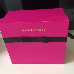 📦 Prada Candy box